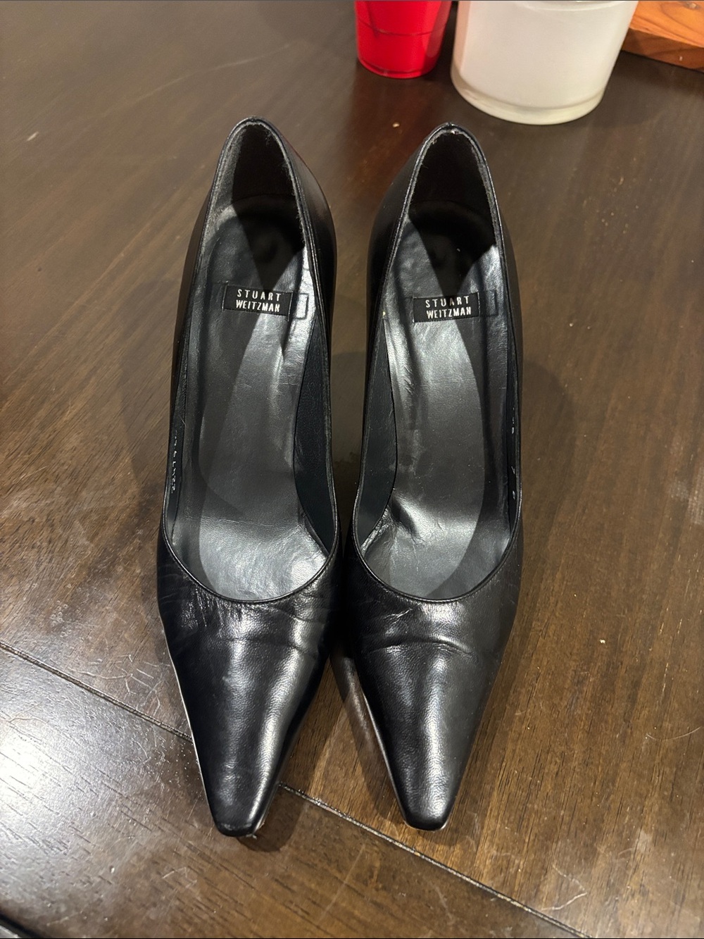 Stuart Weitzman Black Pointed-Toe Leather Pumps